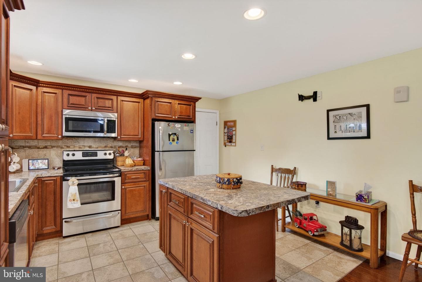 24 Snyder Hill Road photo 11