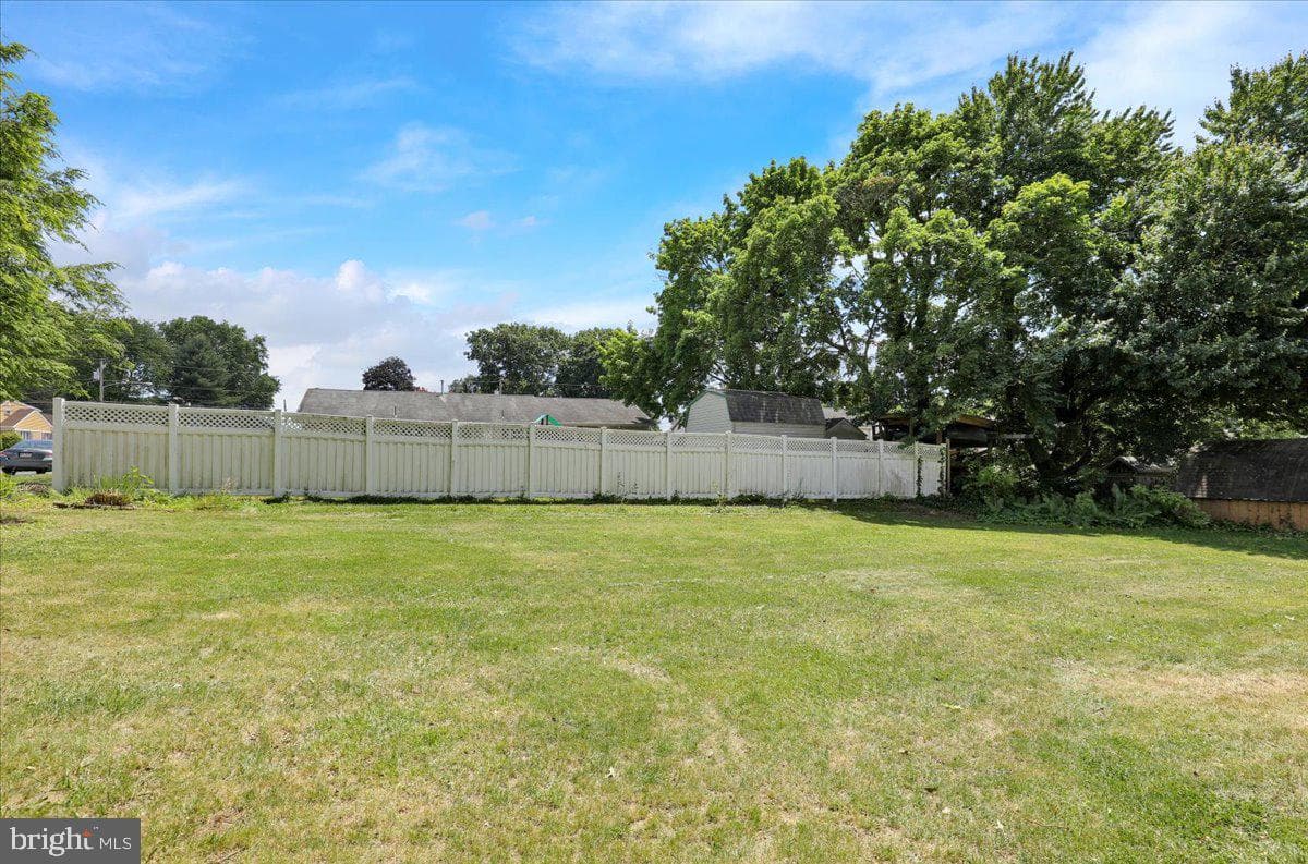 592 Mulberry photo 10