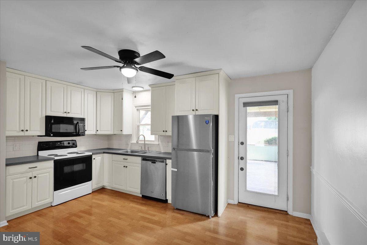 592 Mulberry photo 16