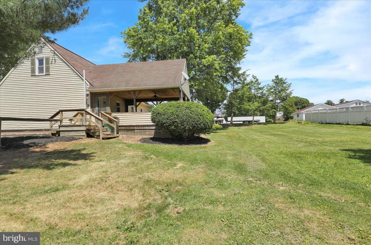 592 Mulberry photo 9