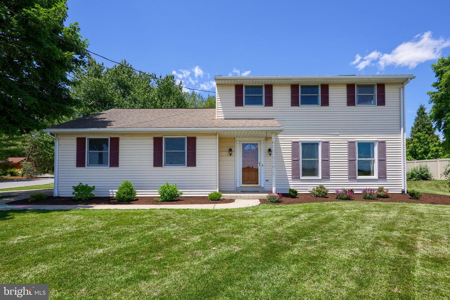 219 Tobacco Road photo 41
