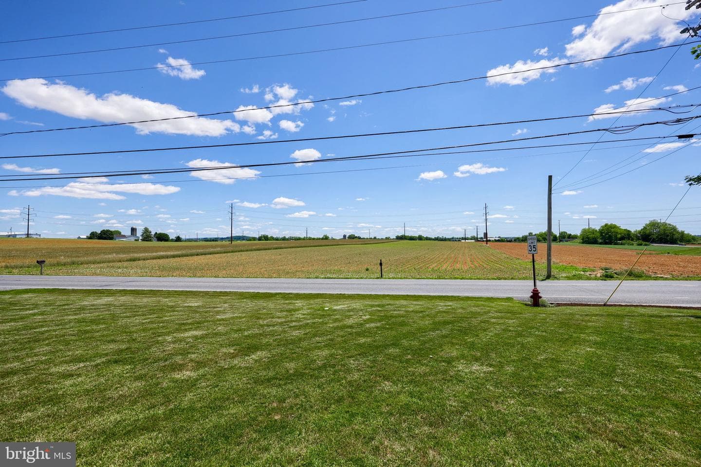 219 Tobacco Road photo 52
