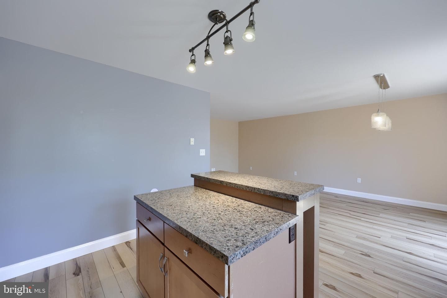 216 Eagle Drive photo 12