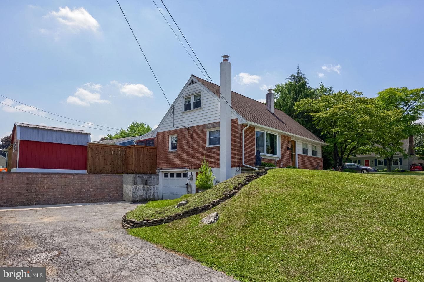 17 S Elm Street, Lititz