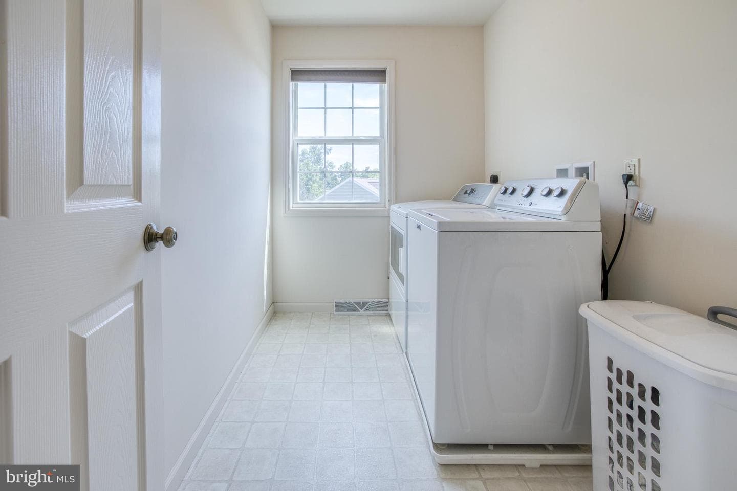 271 Wildflower Drive photo 16