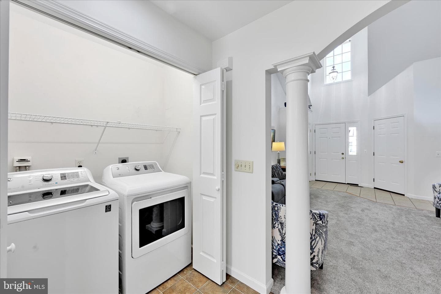 323 Hill Street photo 28