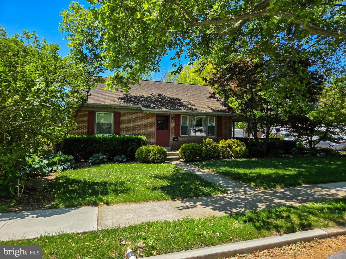 524 Locust Street photo 39