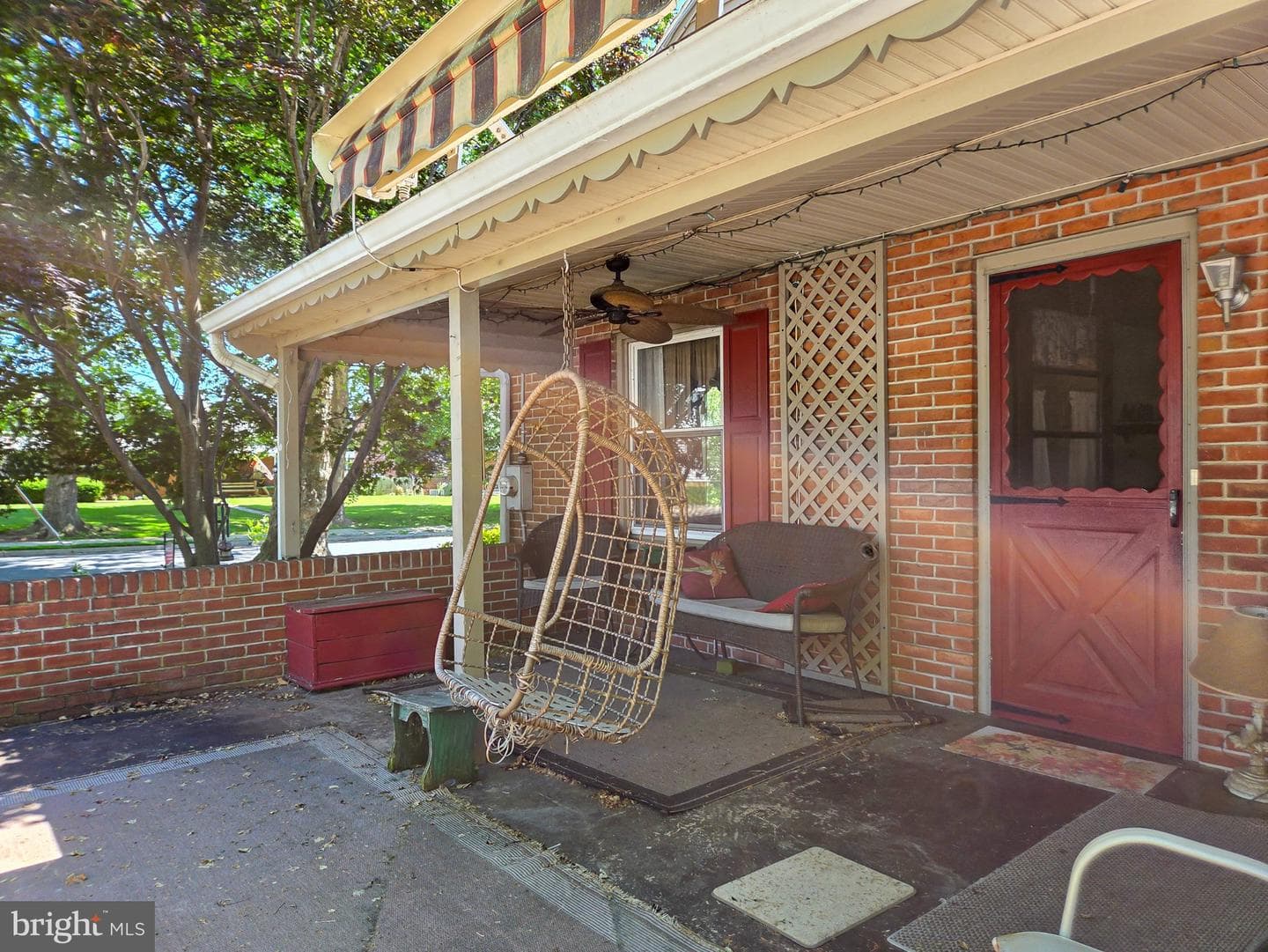 524 Locust Street photo 5
