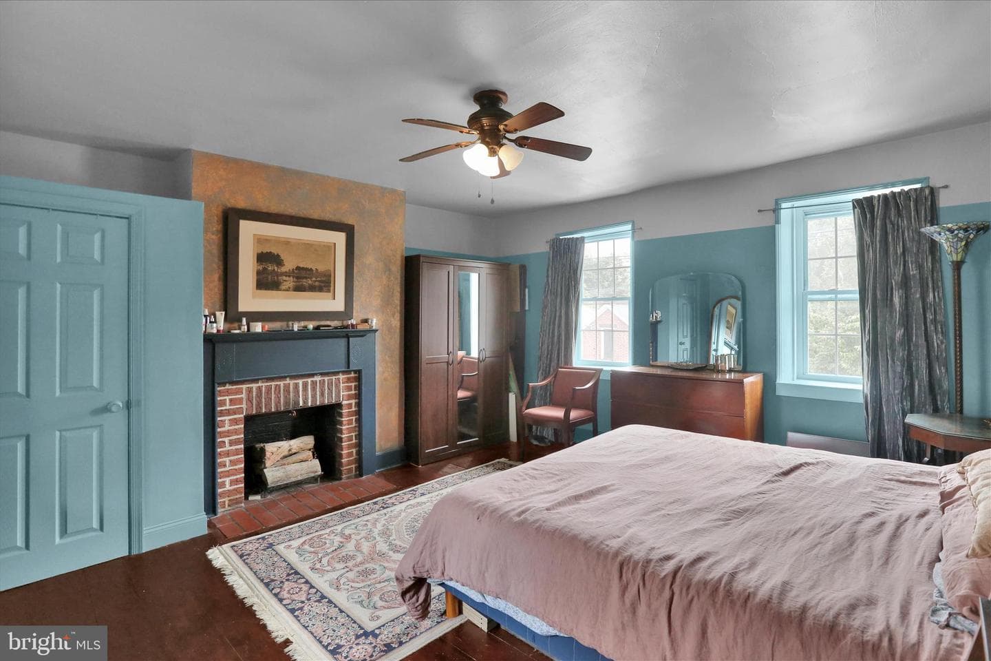 130 E Market Street photo 13