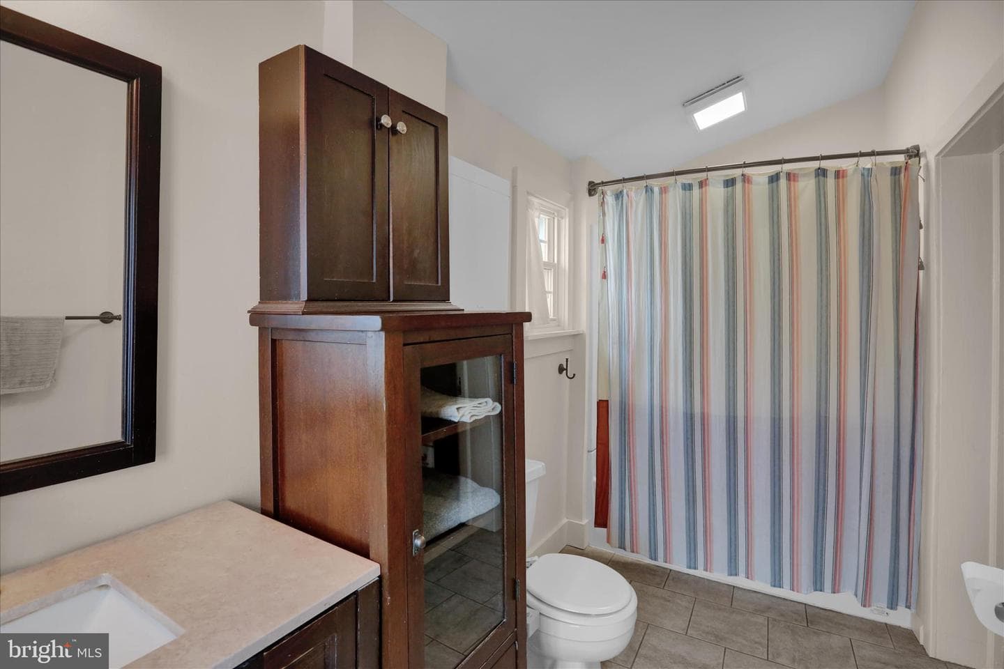 130 E Market Street photo 17