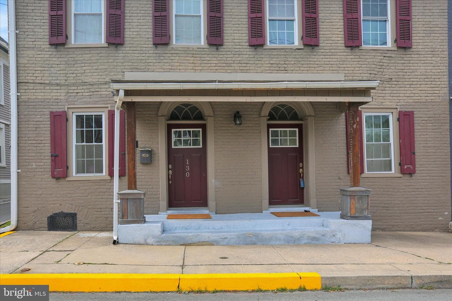 130 E Market Street photo 3
