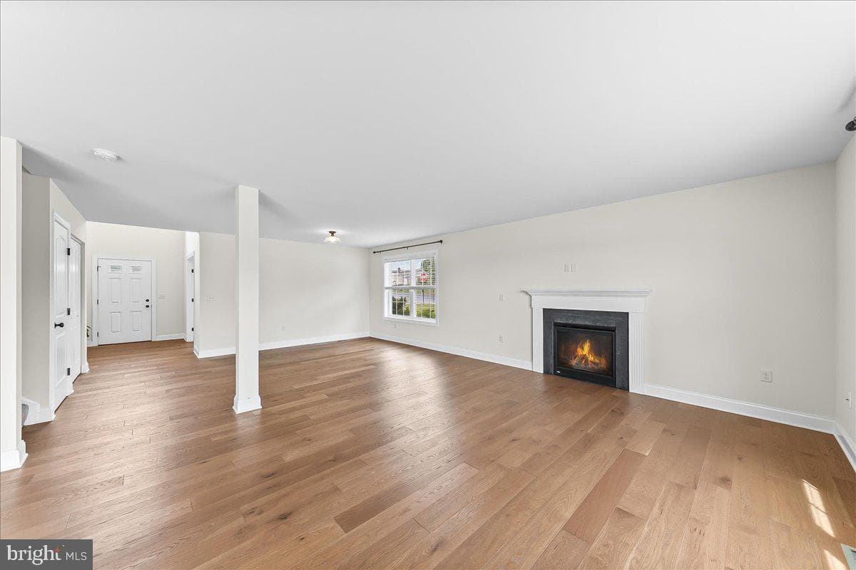 100 Magnolia Lane photo 12