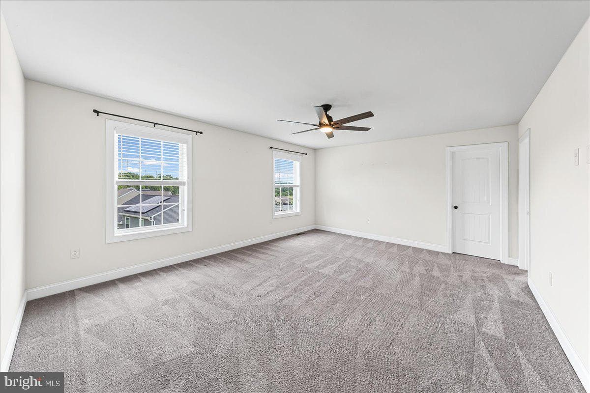 100 Magnolia Lane photo 29