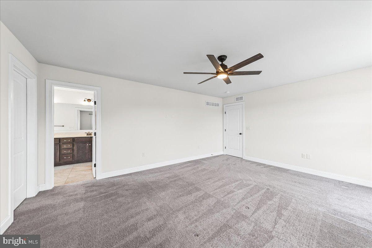 100 Magnolia Lane photo 30