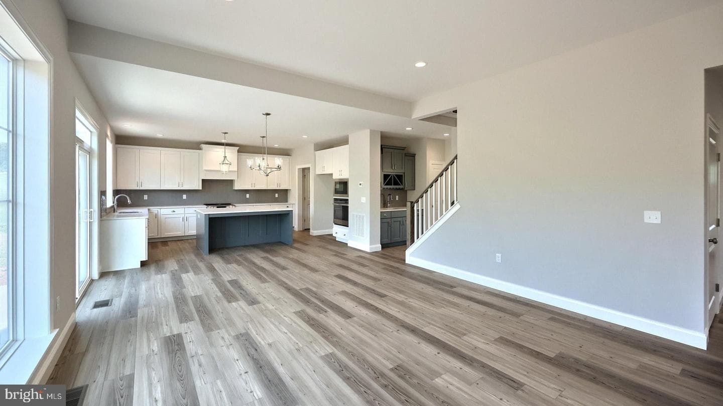 316 Goshawks Road photo 27
