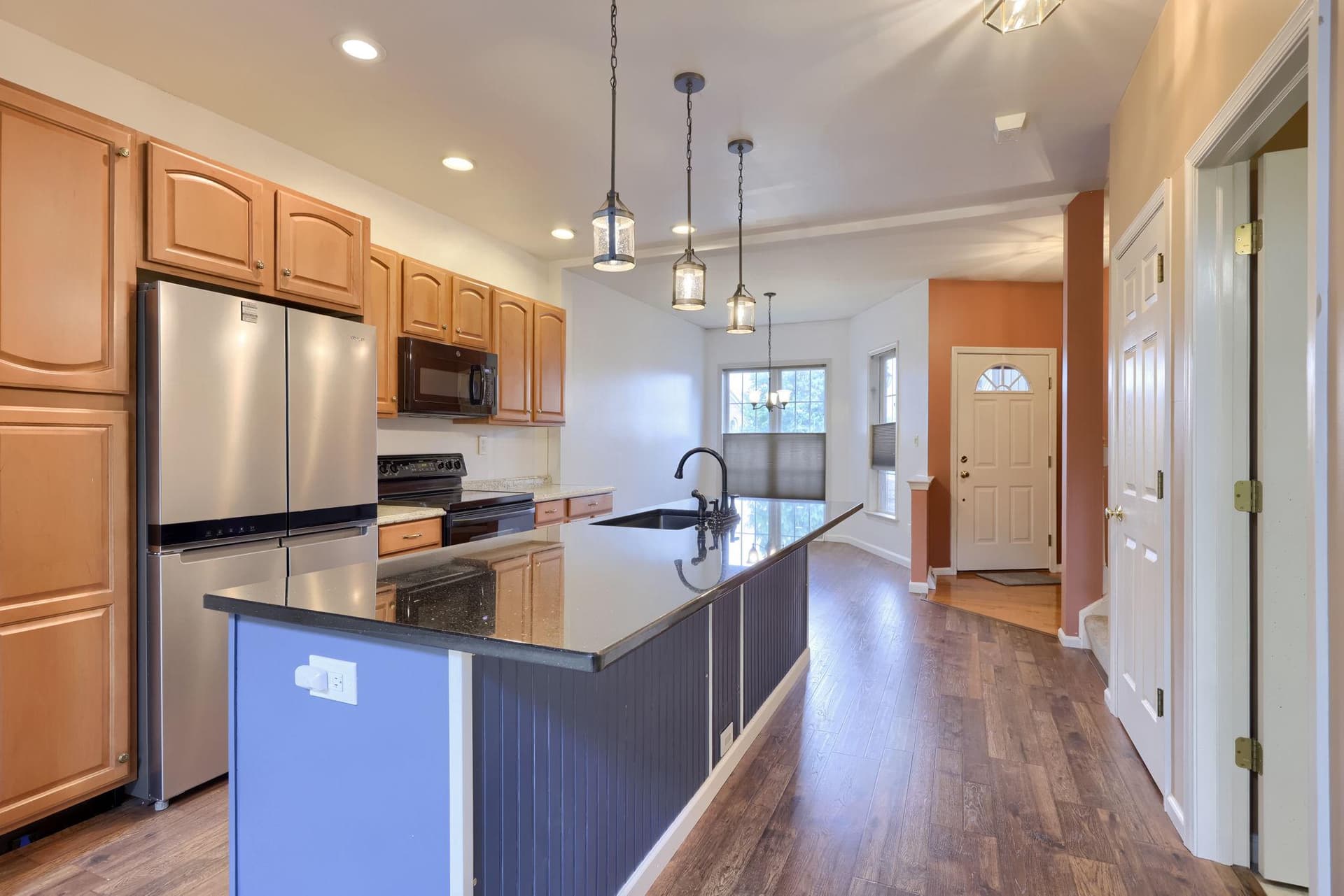 15 Weaver Avenue photo 16