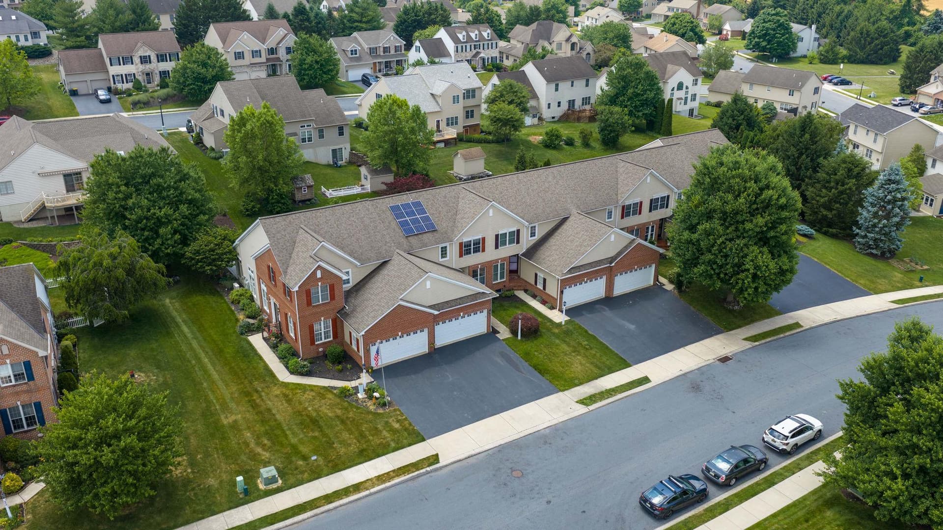 15 Weaver Avenue photo 53