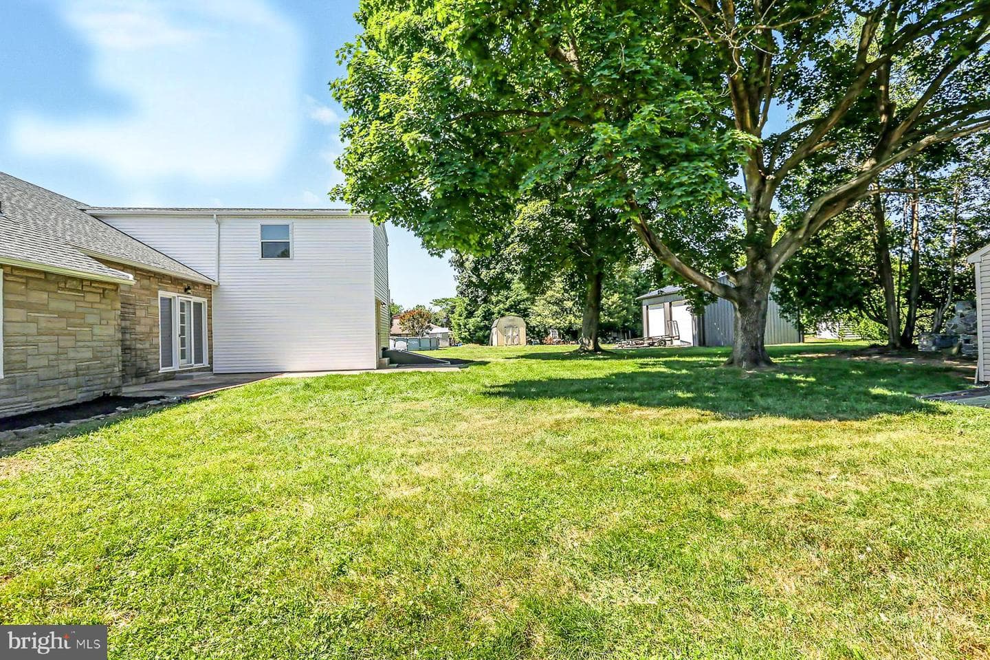 215 Millersville Road photo 32