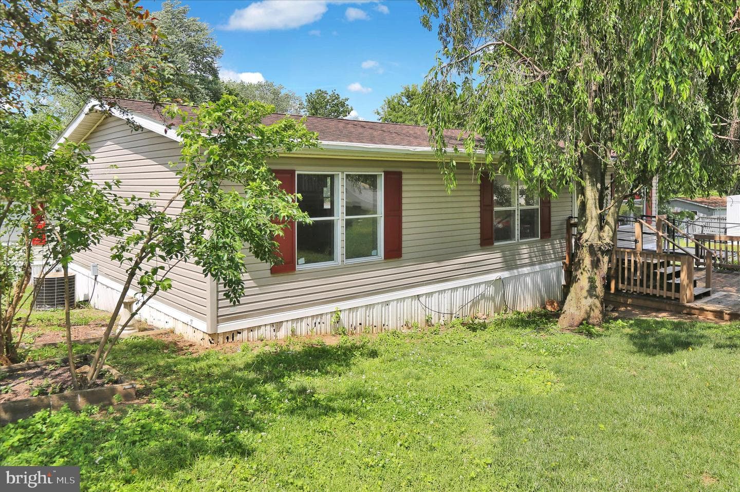764 Willow Lane photo 5