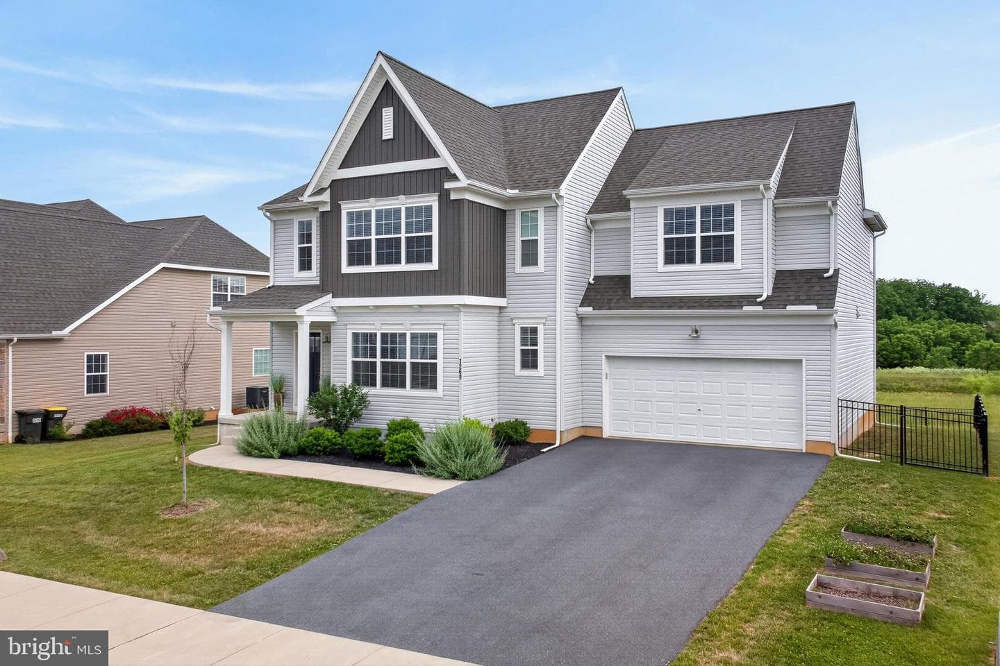 1269 Homestead Lane, Lancaster