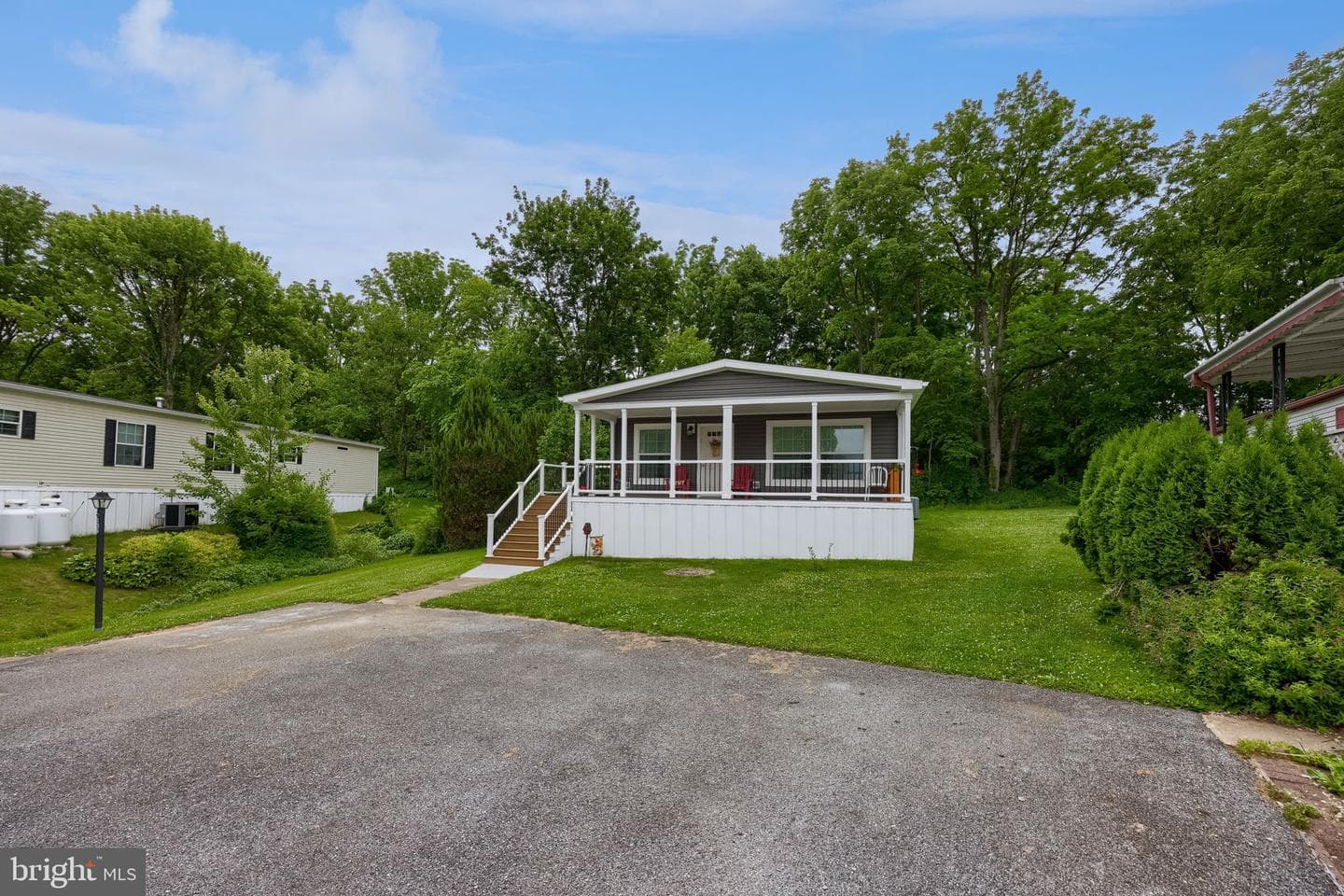 135 Westbrook Drive photo 30