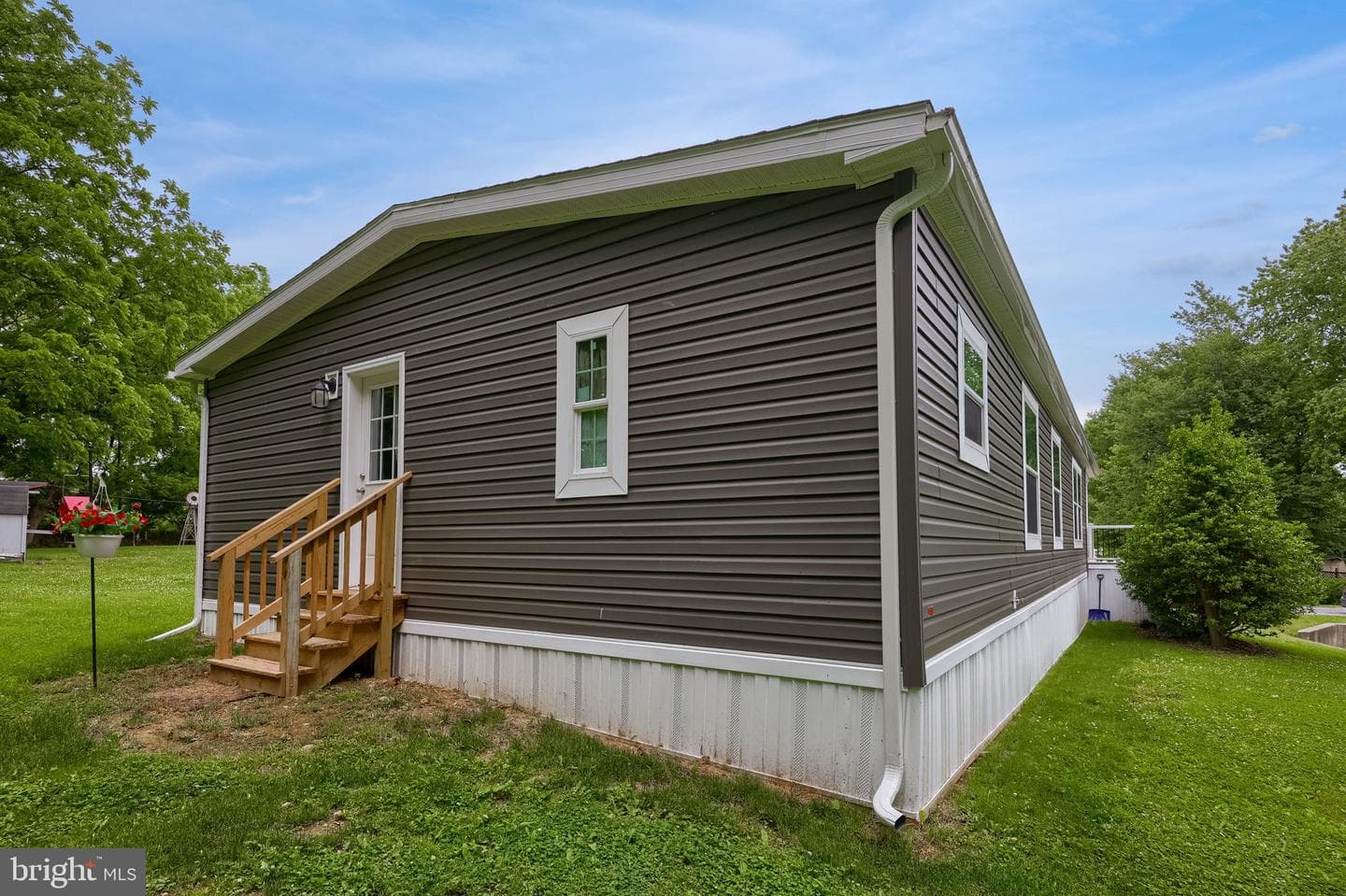 135 Westbrook Drive photo 31