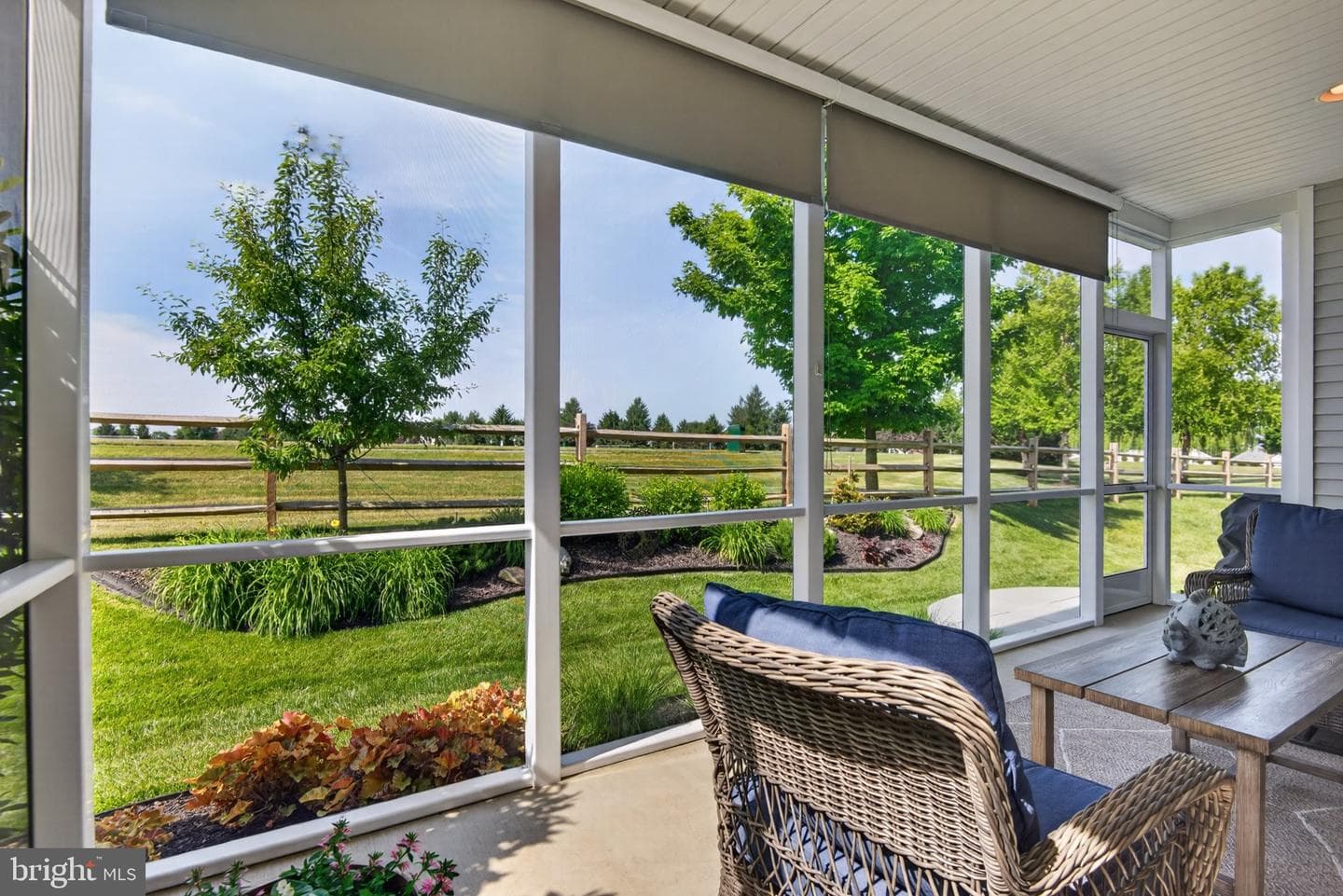 1862 Emerald Way photo 6