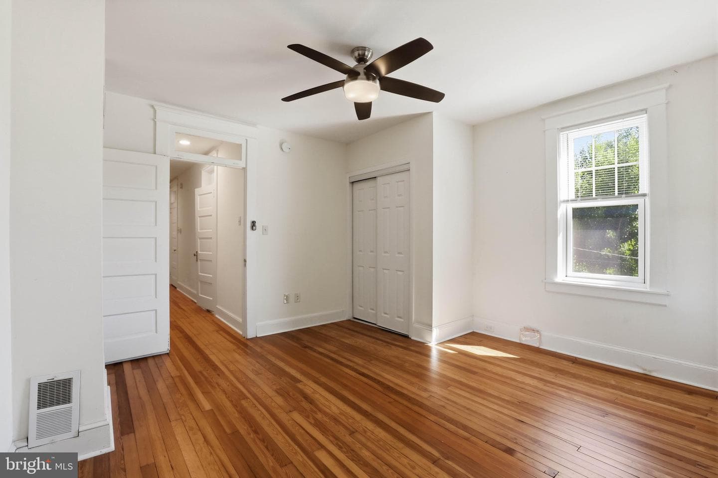 699 New Holland Avenue photo 38
