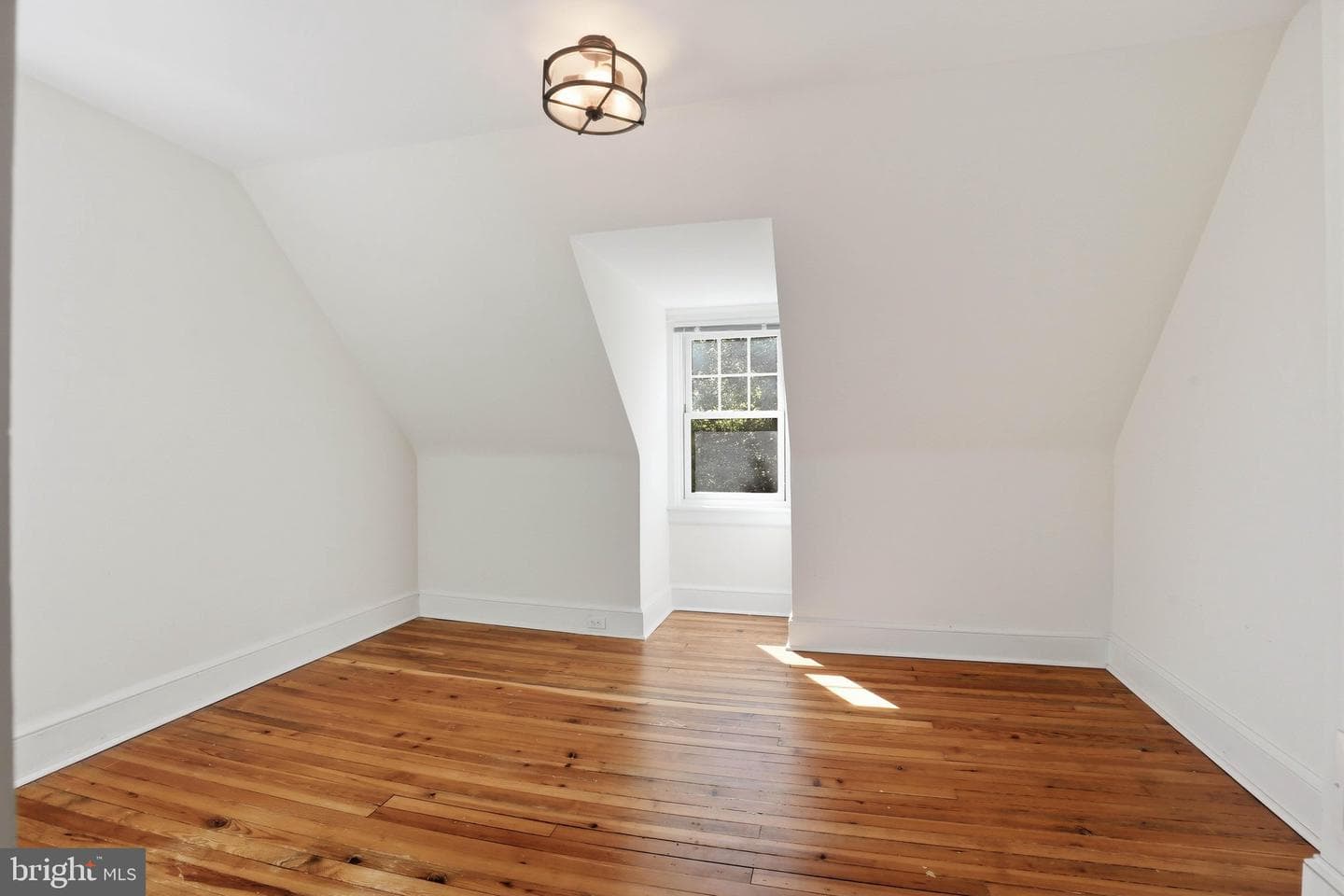 699 New Holland Avenue photo 40