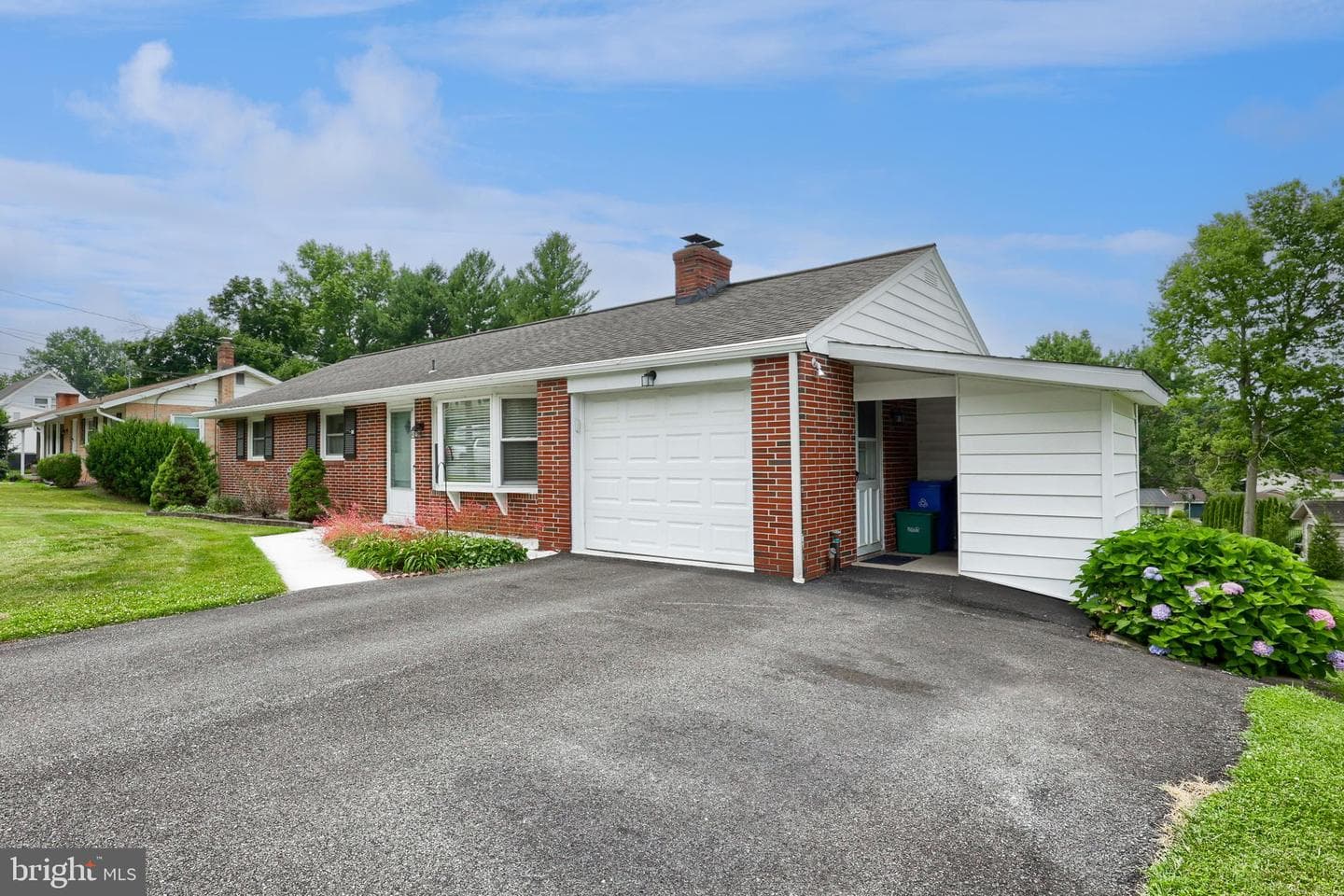 1118 Harriet Avenue, Lancaster