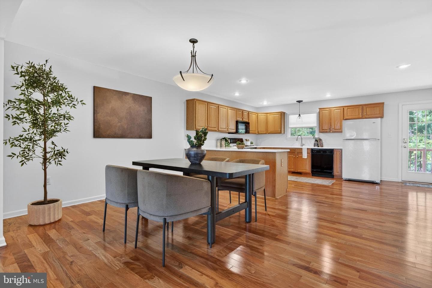 348 Pennridge photo 12