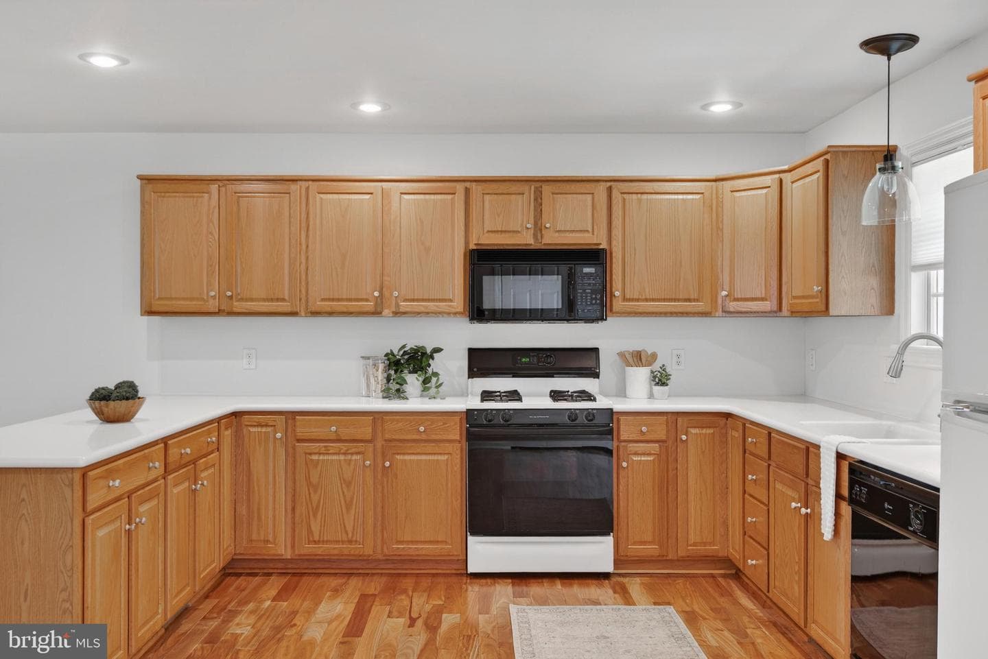 348 Pennridge photo 17