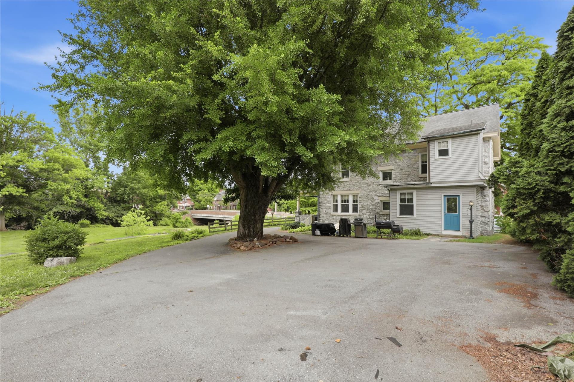 224 S 4th Street photo 50