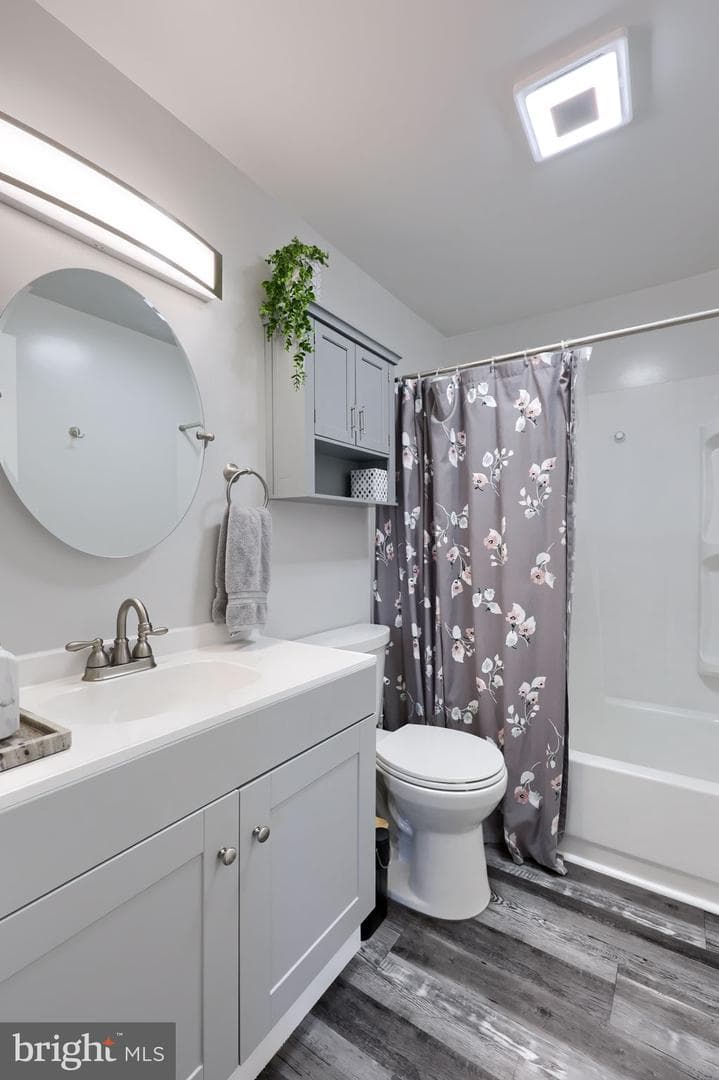 715 Kenton Road photo 18