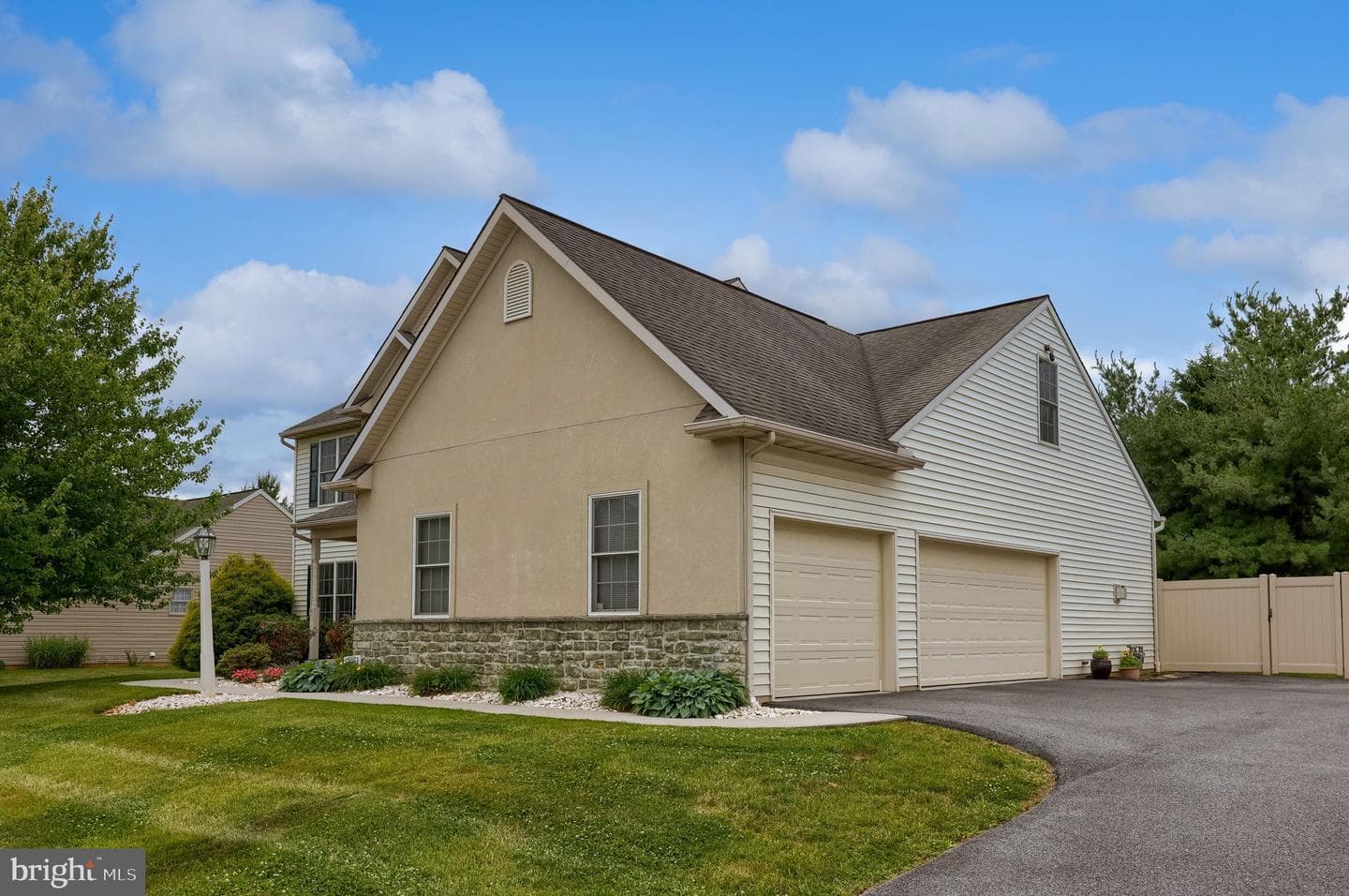 20 Lewiston Circle photo 6