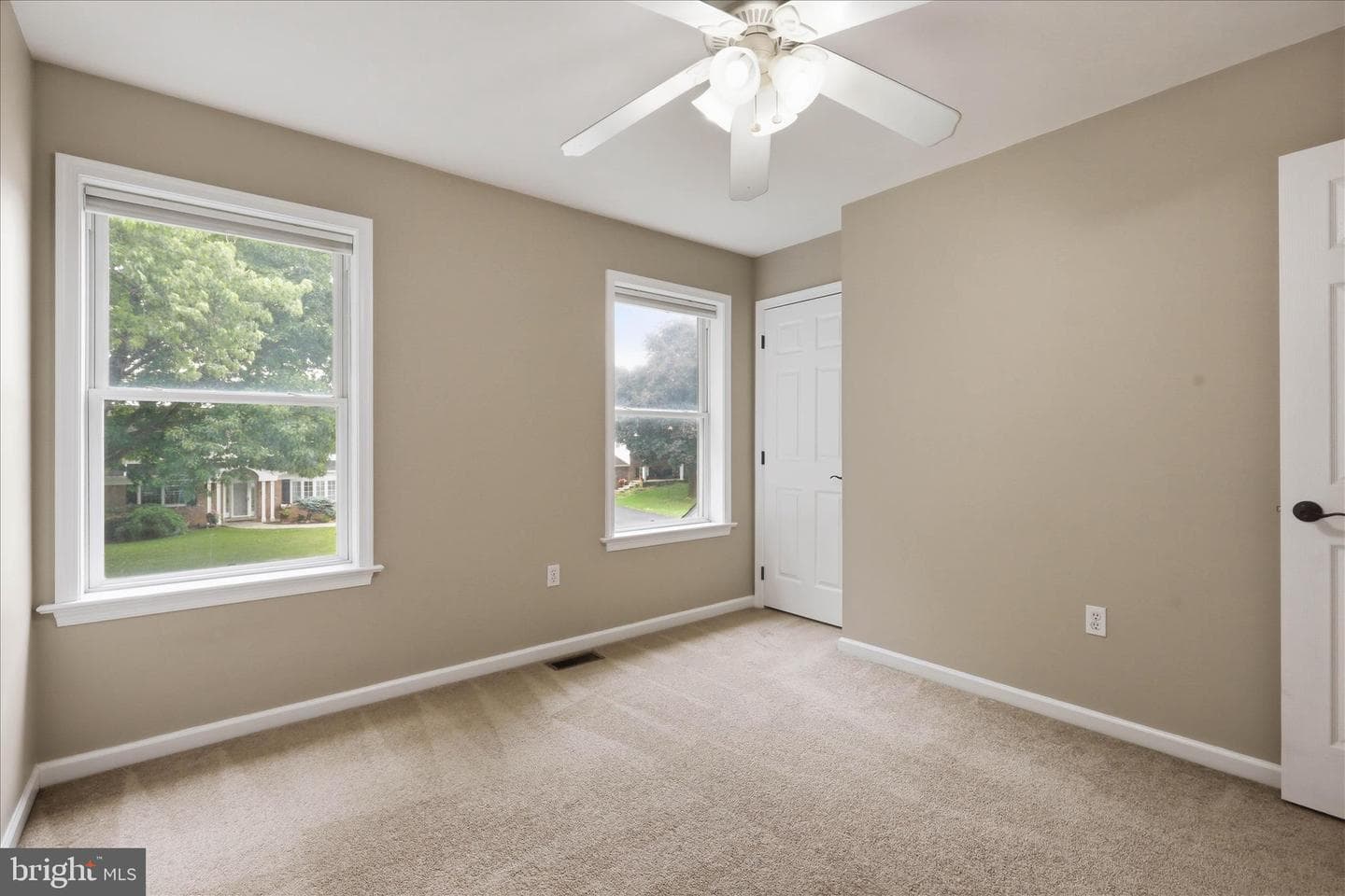 96 N Hershey Avenue photo 41