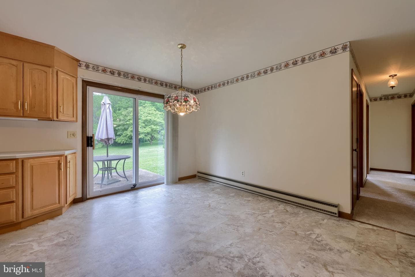485 Summit Drive photo 12