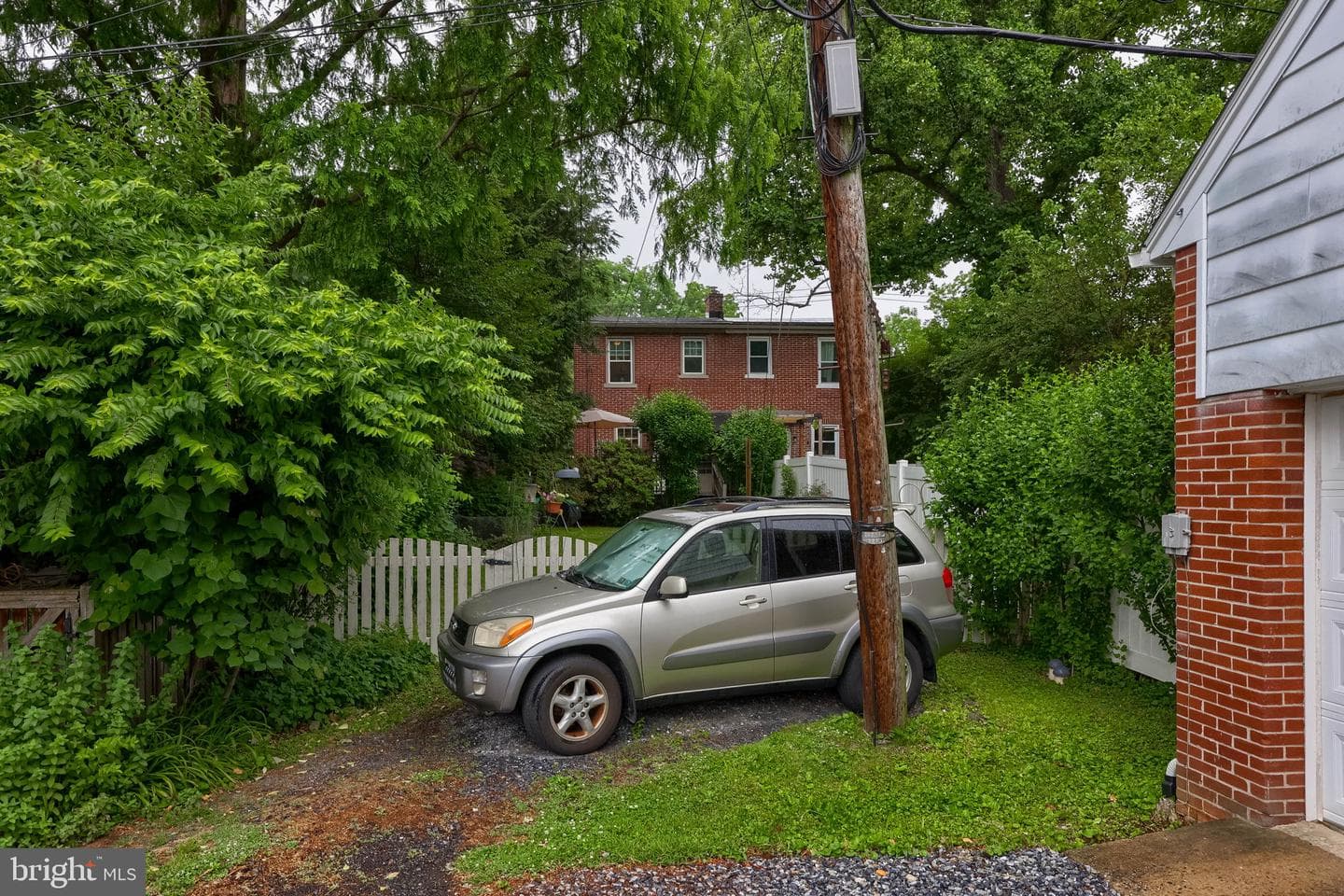 1172 Elm Avenue photo 27