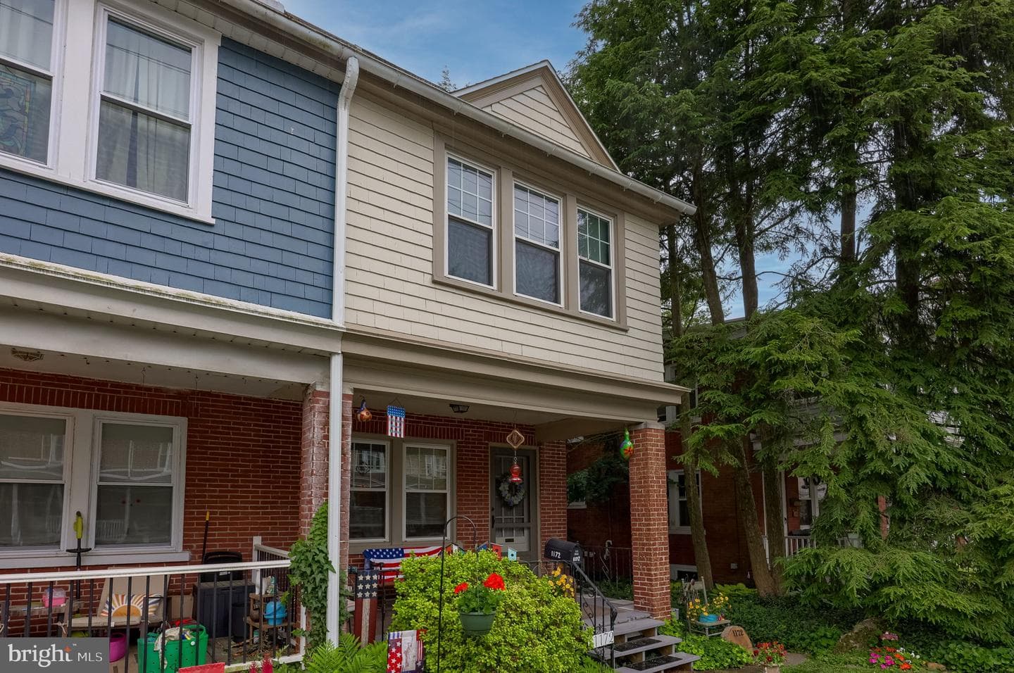 1172 Elm Avenue photo 3