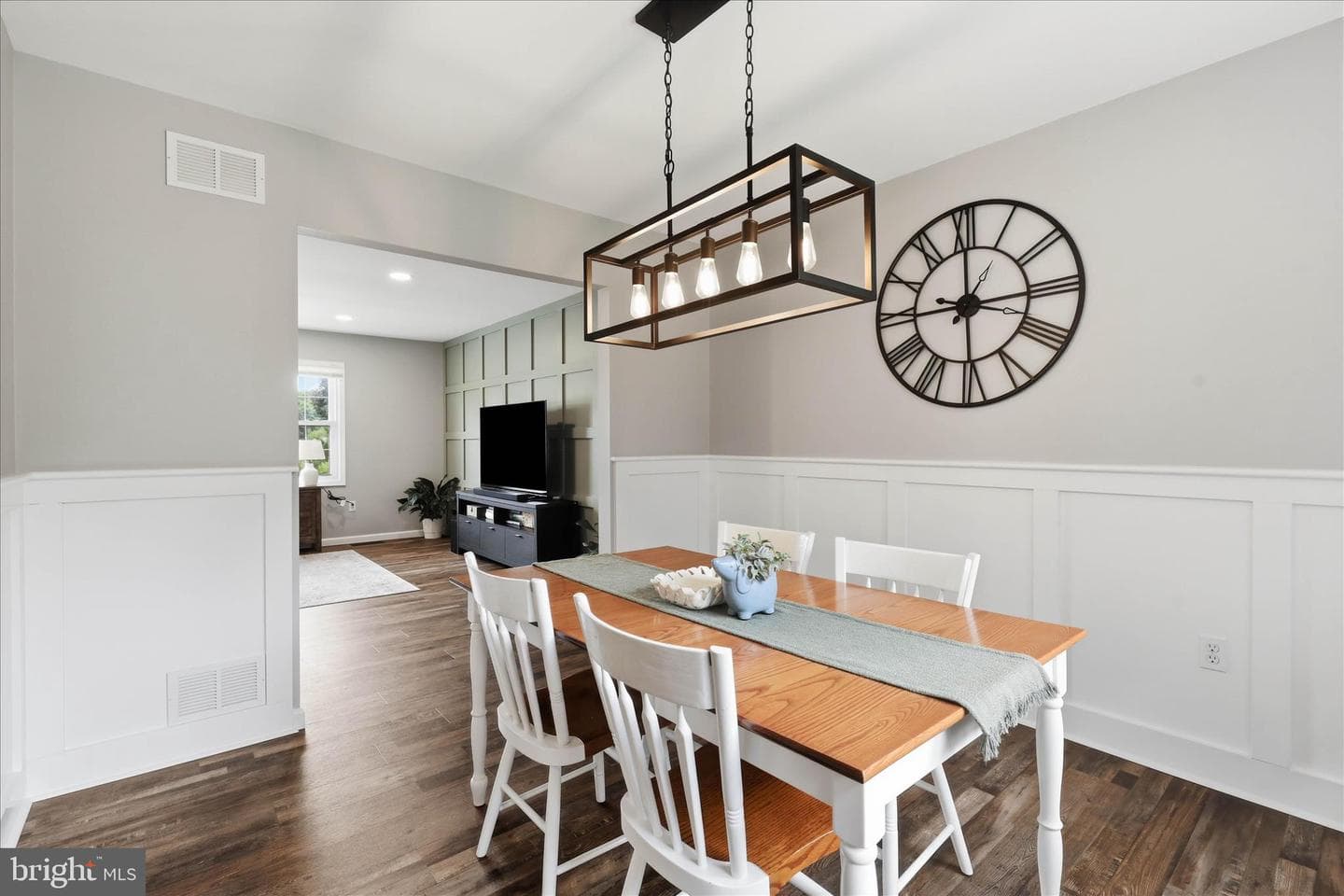 520 Wallingford Road photo 13