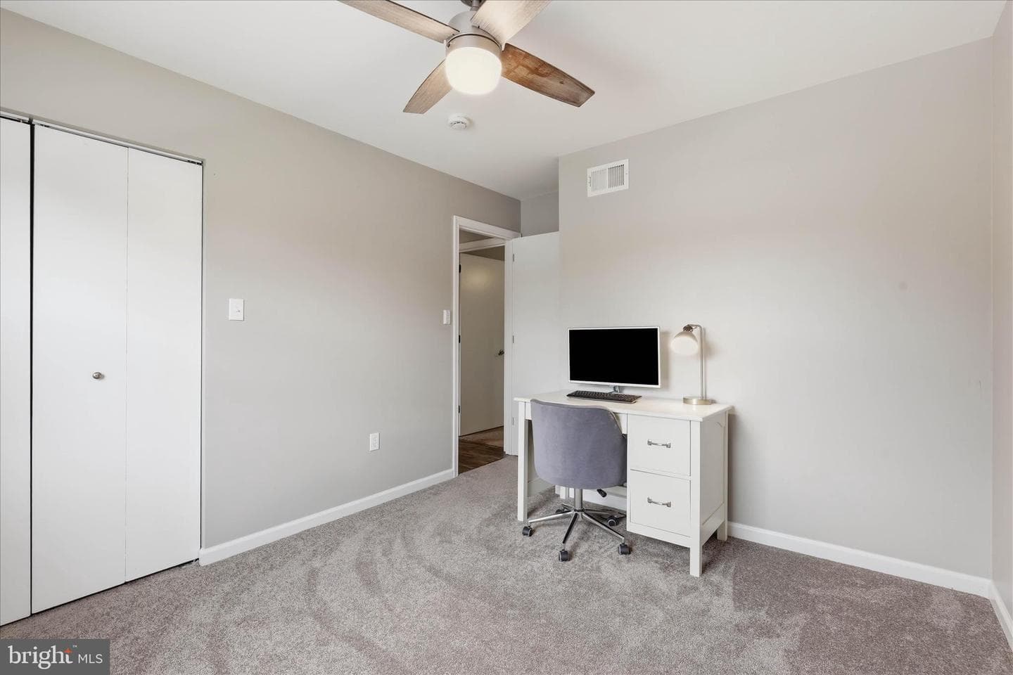 520 Wallingford Road photo 36