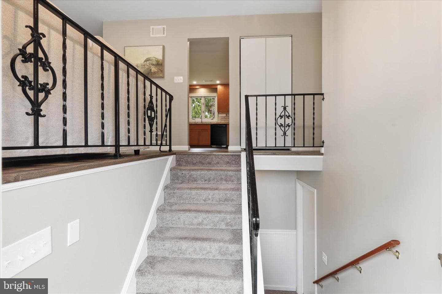 520 Wallingford Road photo 6