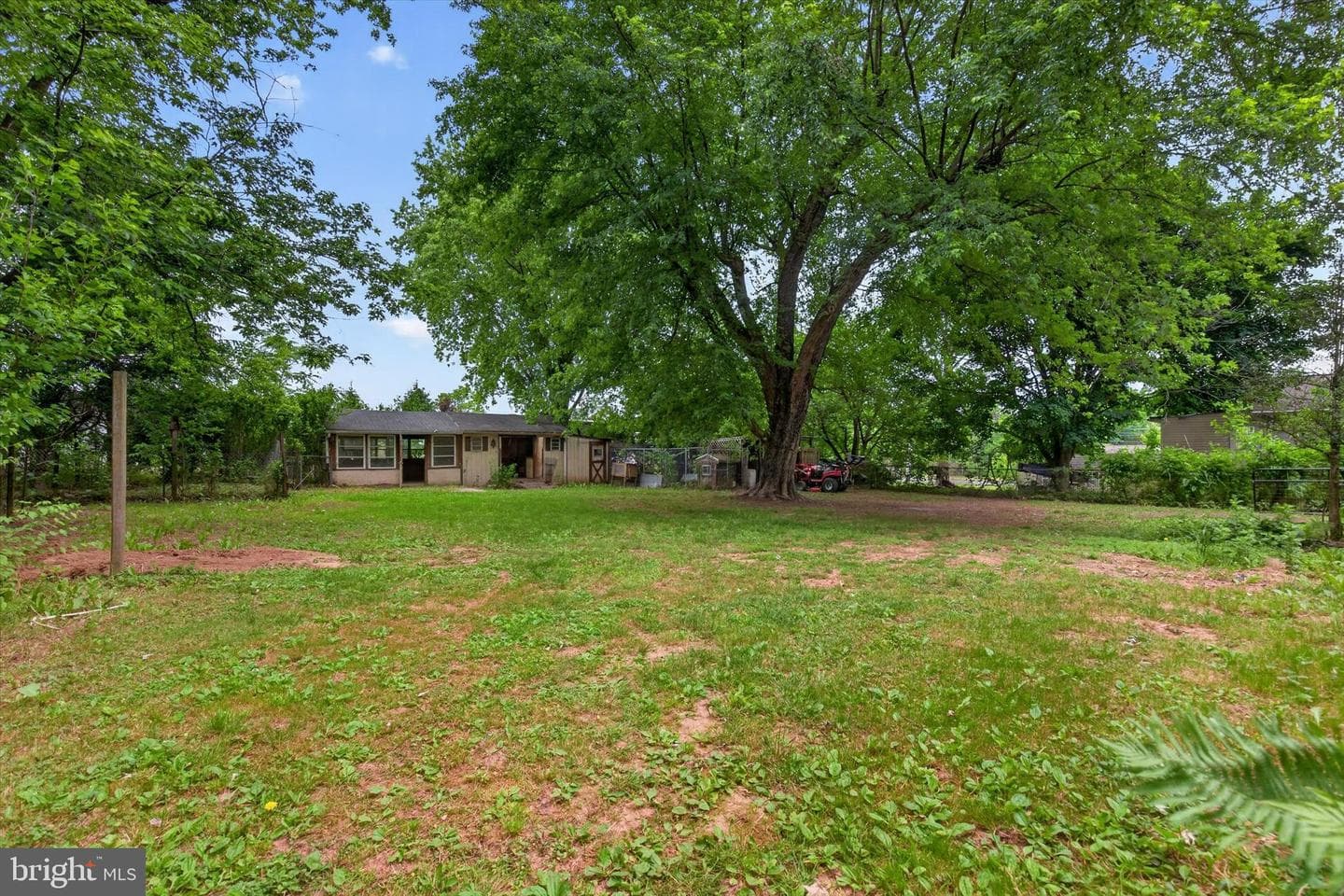 1048 Creek Road photo 24