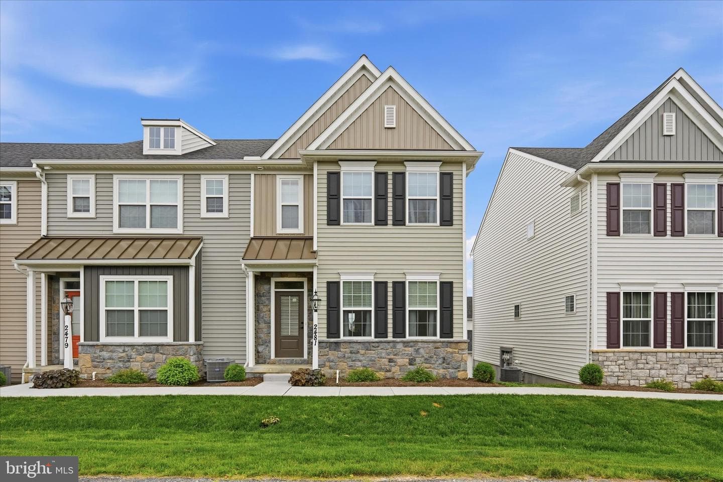 2481 Artesian Way, Lancaster