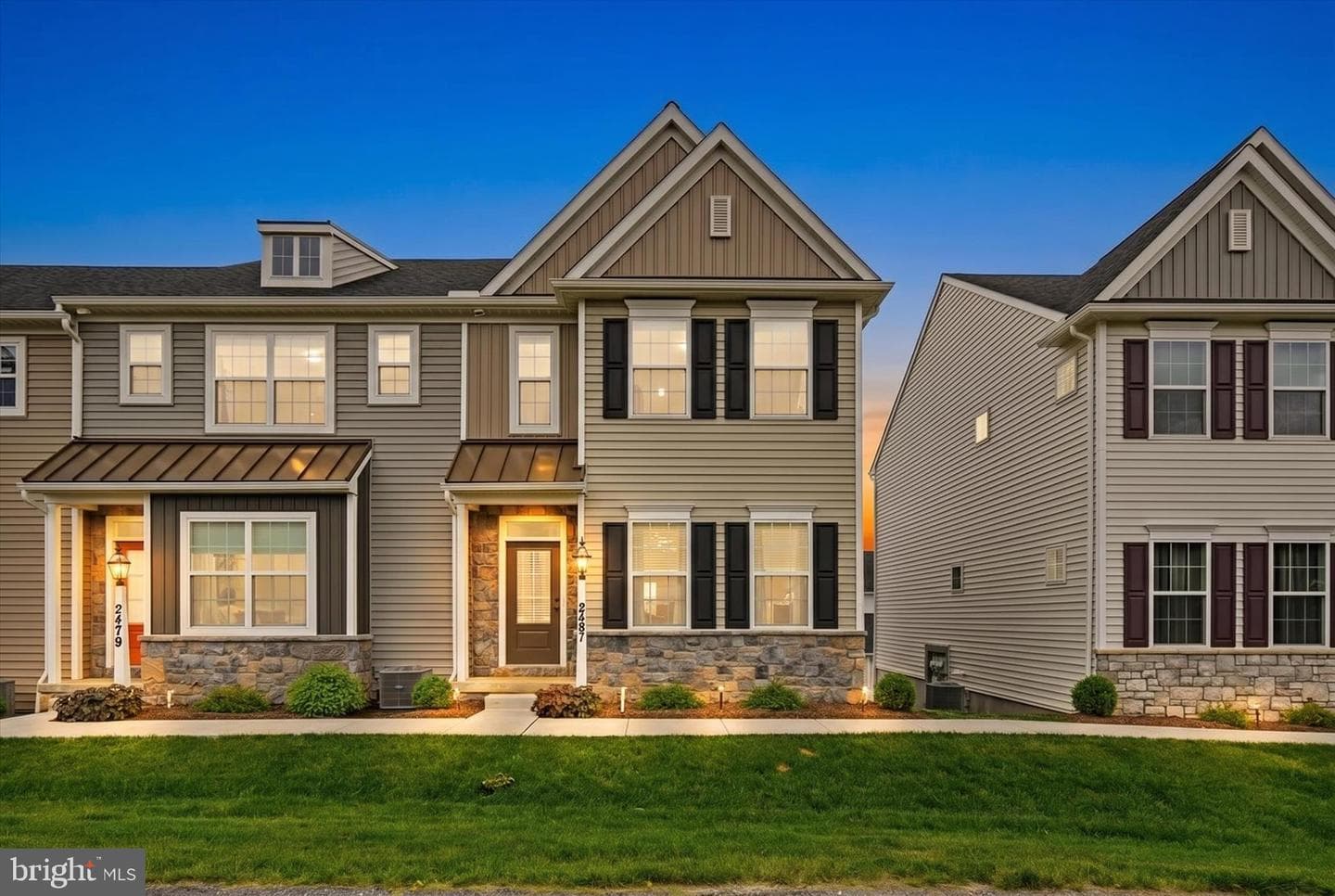 2481 Artesian Way, Lancaster