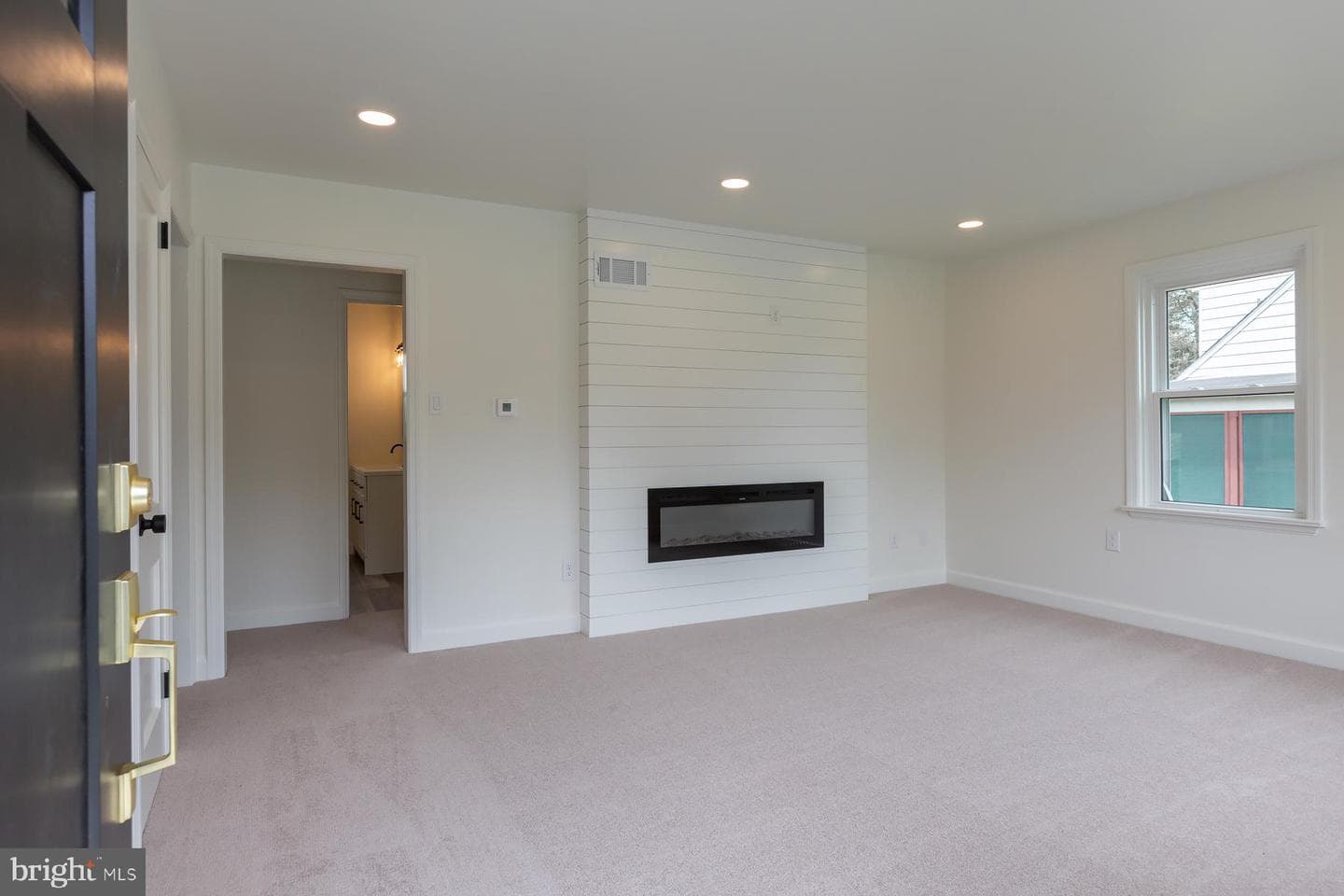 1307 Meadowcreek Lane photo 13