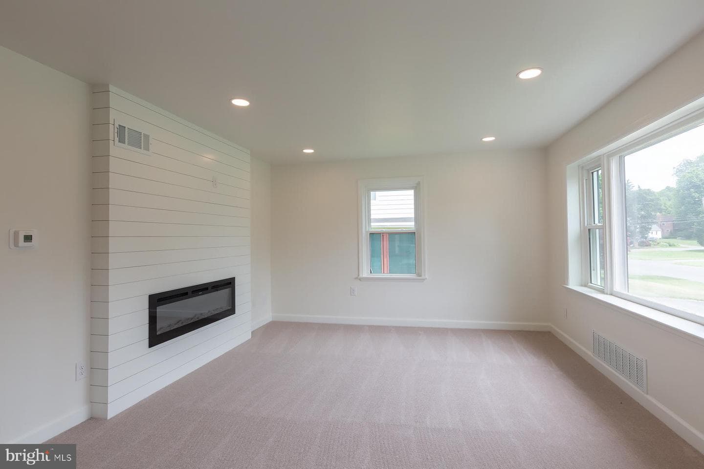 1307 Meadowcreek Lane photo 14