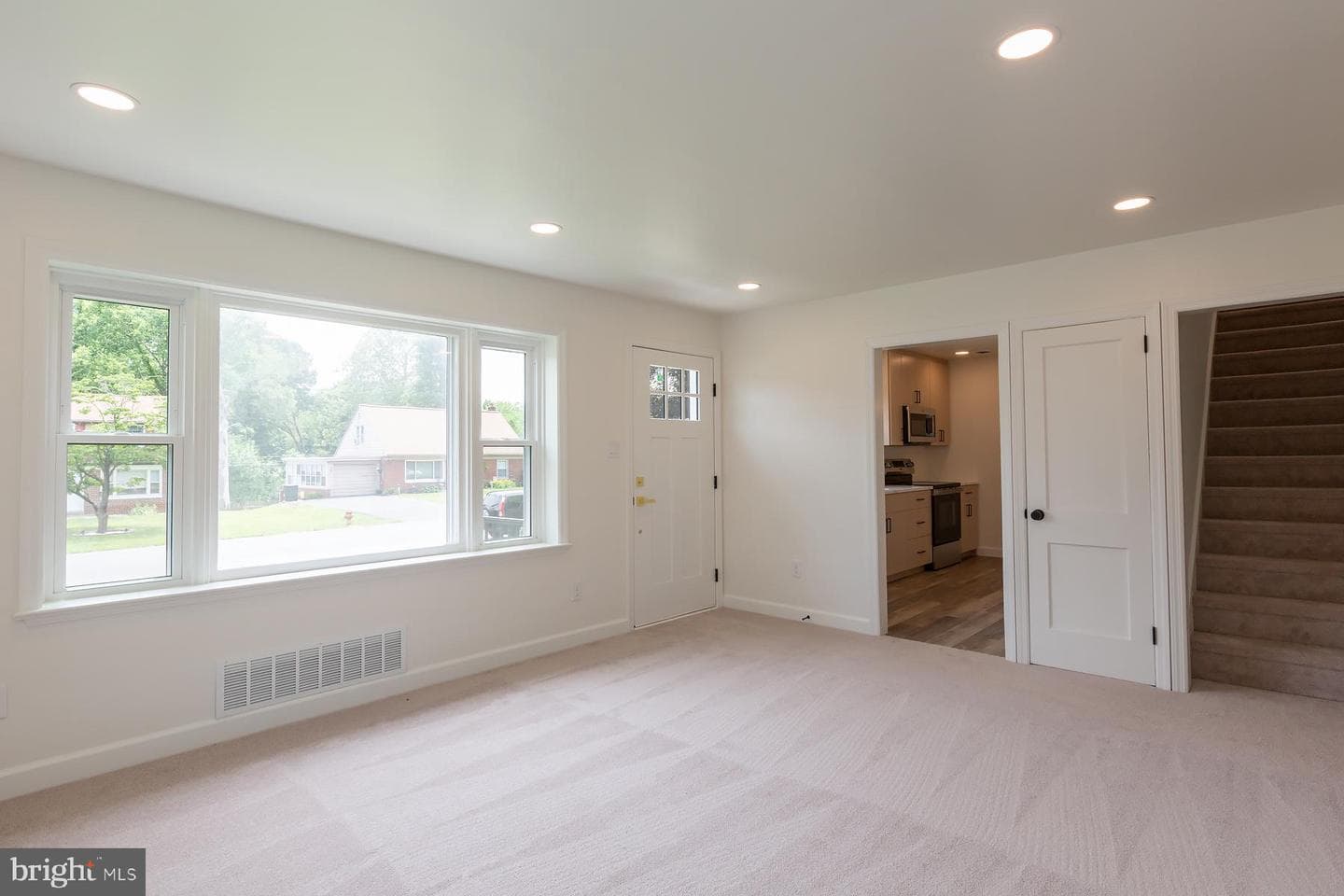 1307 Meadowcreek Lane photo 19