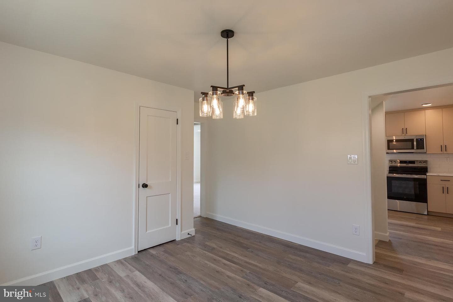 1307 Meadowcreek Lane photo 22