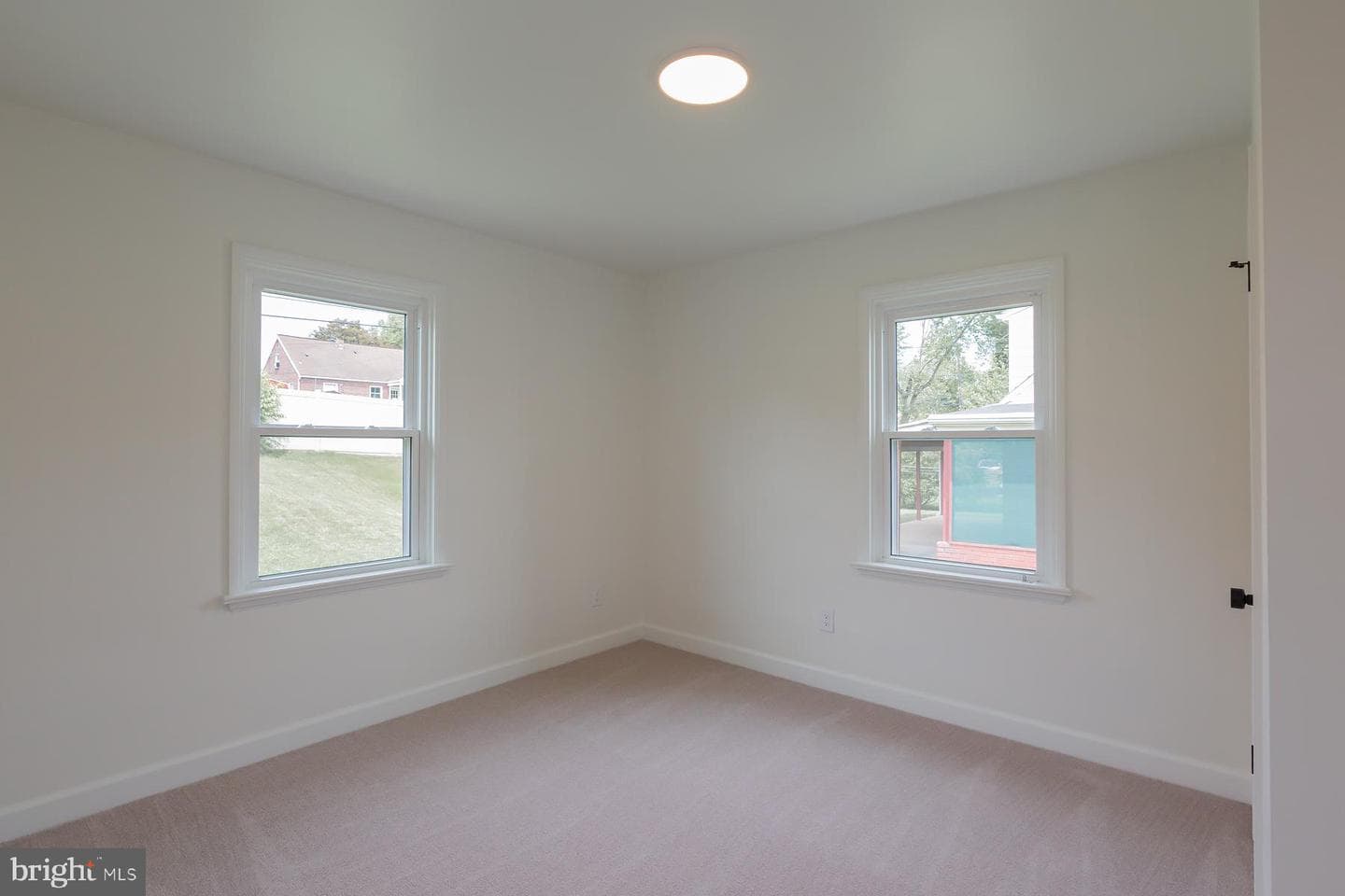 1307 Meadowcreek Lane photo 23